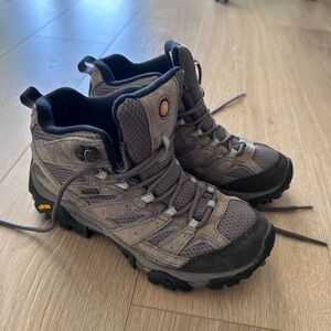 Merrell Moab 2 Mid Waterproof Hiking Boots